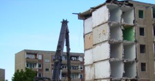 Демонтаж 5 этажного дома Конаково, цена от 3733 руб.