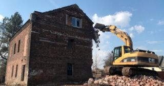 Демонтаж кирпичного дома Конаково, цена от 2997 руб.
