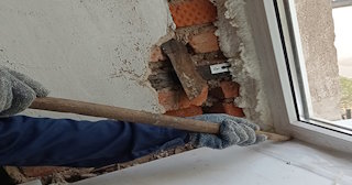 Демонтаж оконных откосов по выгодной цене от 526 руб. в Конаково - Сварной-Кнк